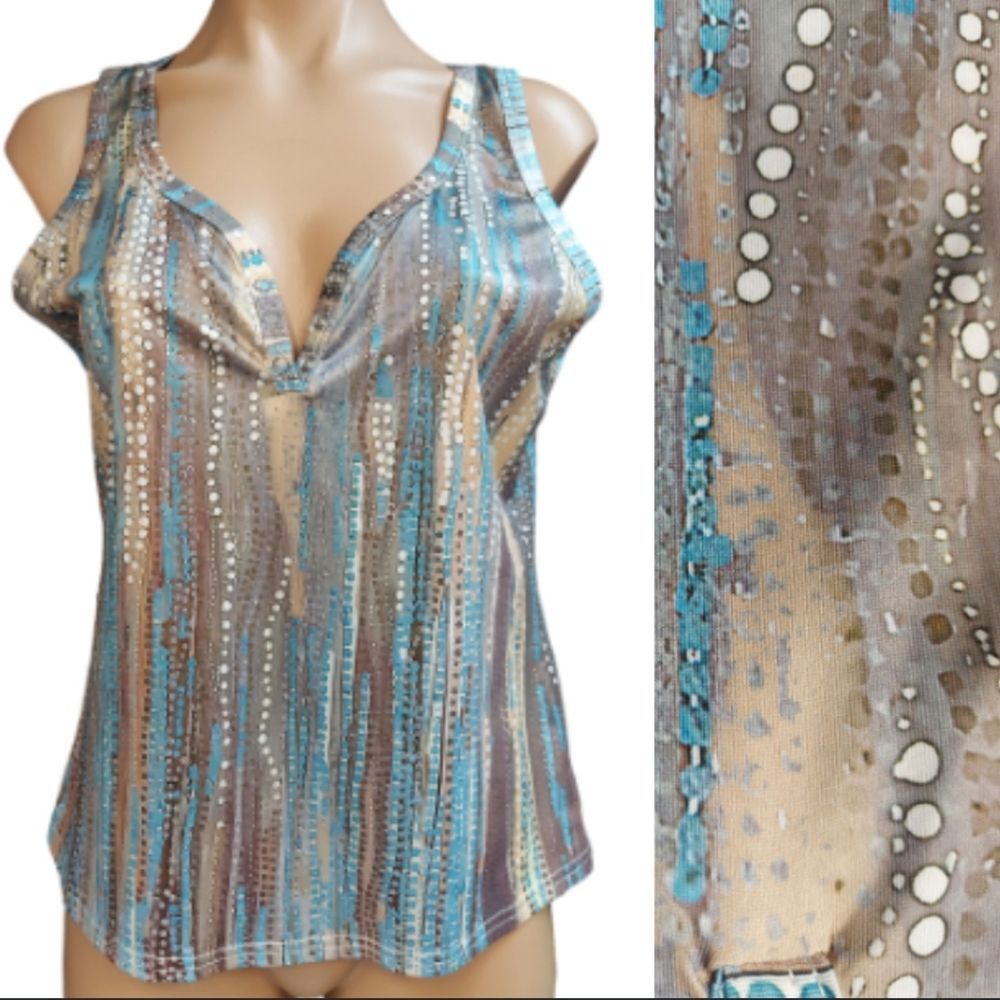 CHICME Abstract Sleeveless Snap Button Tank Top